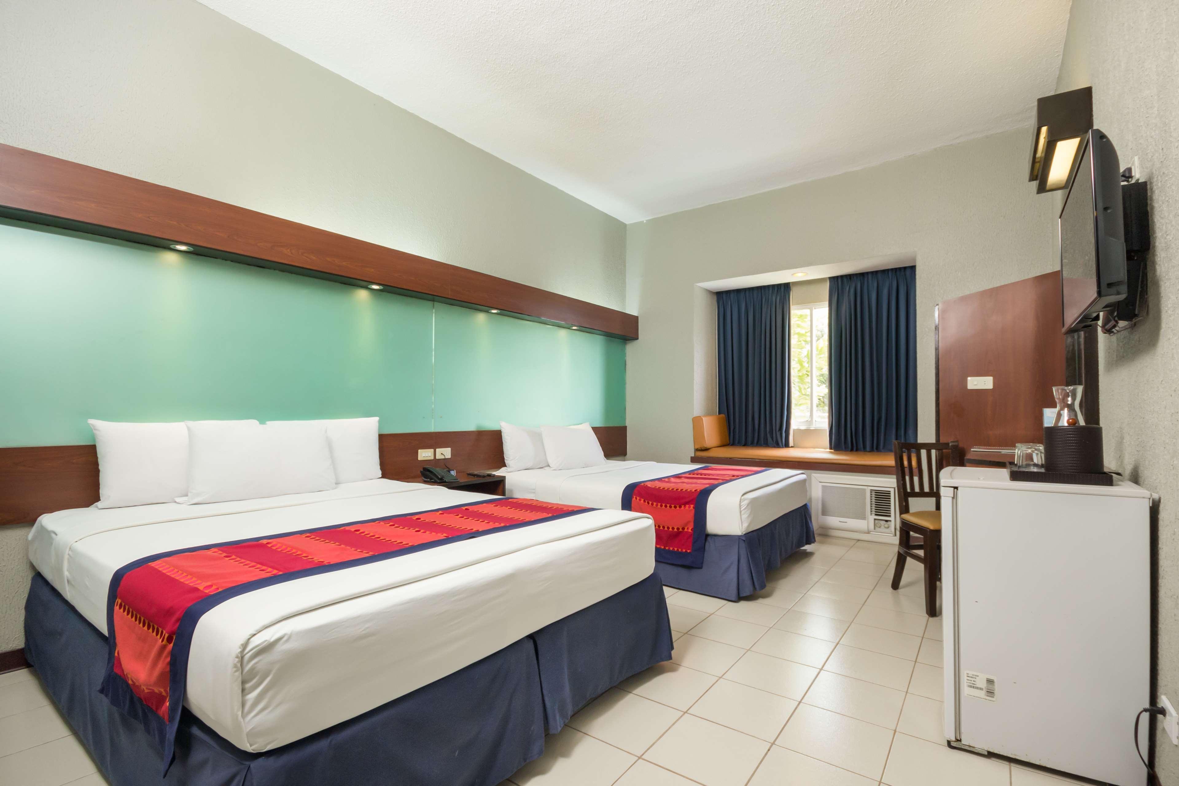 Microtel By Wyndham Eagle Ridge General Trias  Zewnętrze zdjęcie