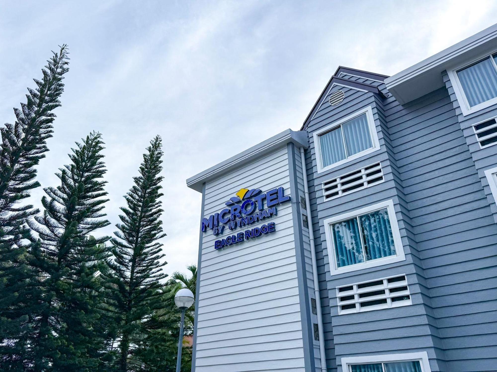 Microtel By Wyndham Eagle Ridge General Trias  Zewnętrze zdjęcie