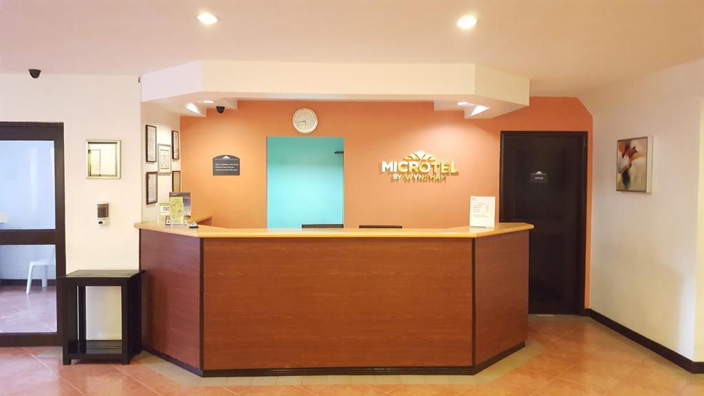 Microtel By Wyndham Eagle Ridge General Trias  Zewnętrze zdjęcie