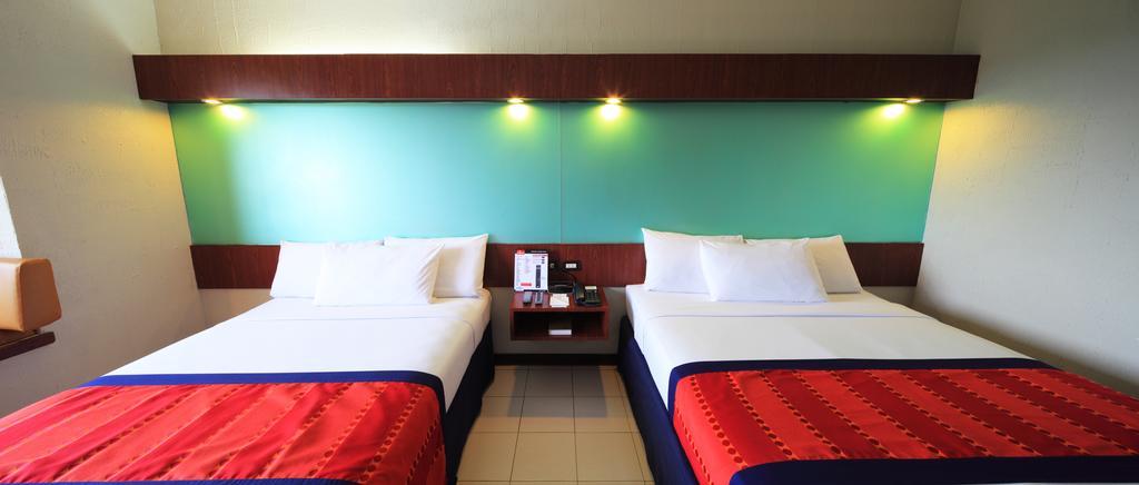 Microtel By Wyndham Eagle Ridge General Trias  Zewnętrze zdjęcie
